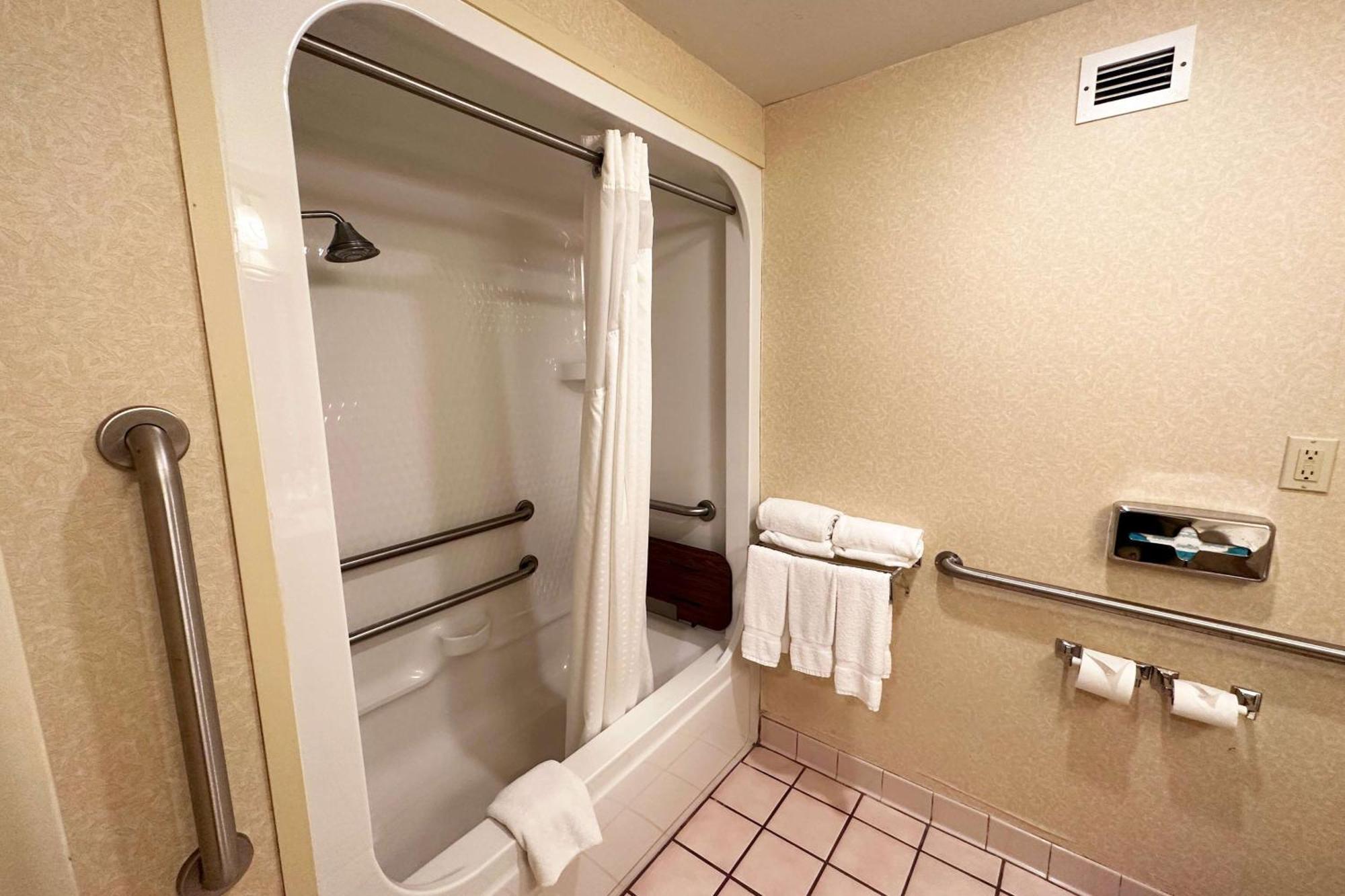 Wingate By Wyndham Waynesboro Otel Dış mekan fotoğraf
